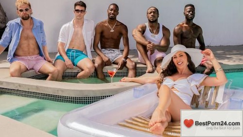 Brazzers Exxtra - Cherie Deville
