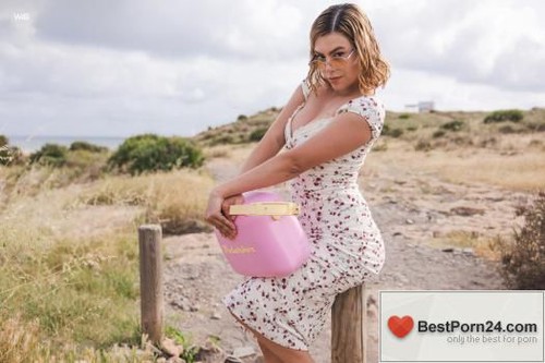 Watch 4 Beauty – Sally Hunter